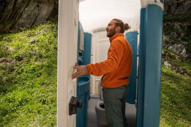 Best Best portable toilet rental  in Beverly Hills, FL